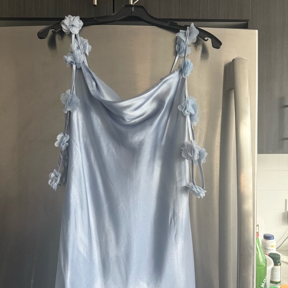 Satin flower maxi dress - Picture 6 of 6